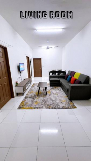 HomeSTAY PANGSAPURI SAMUDERA SERI MANJUNG LUMUT